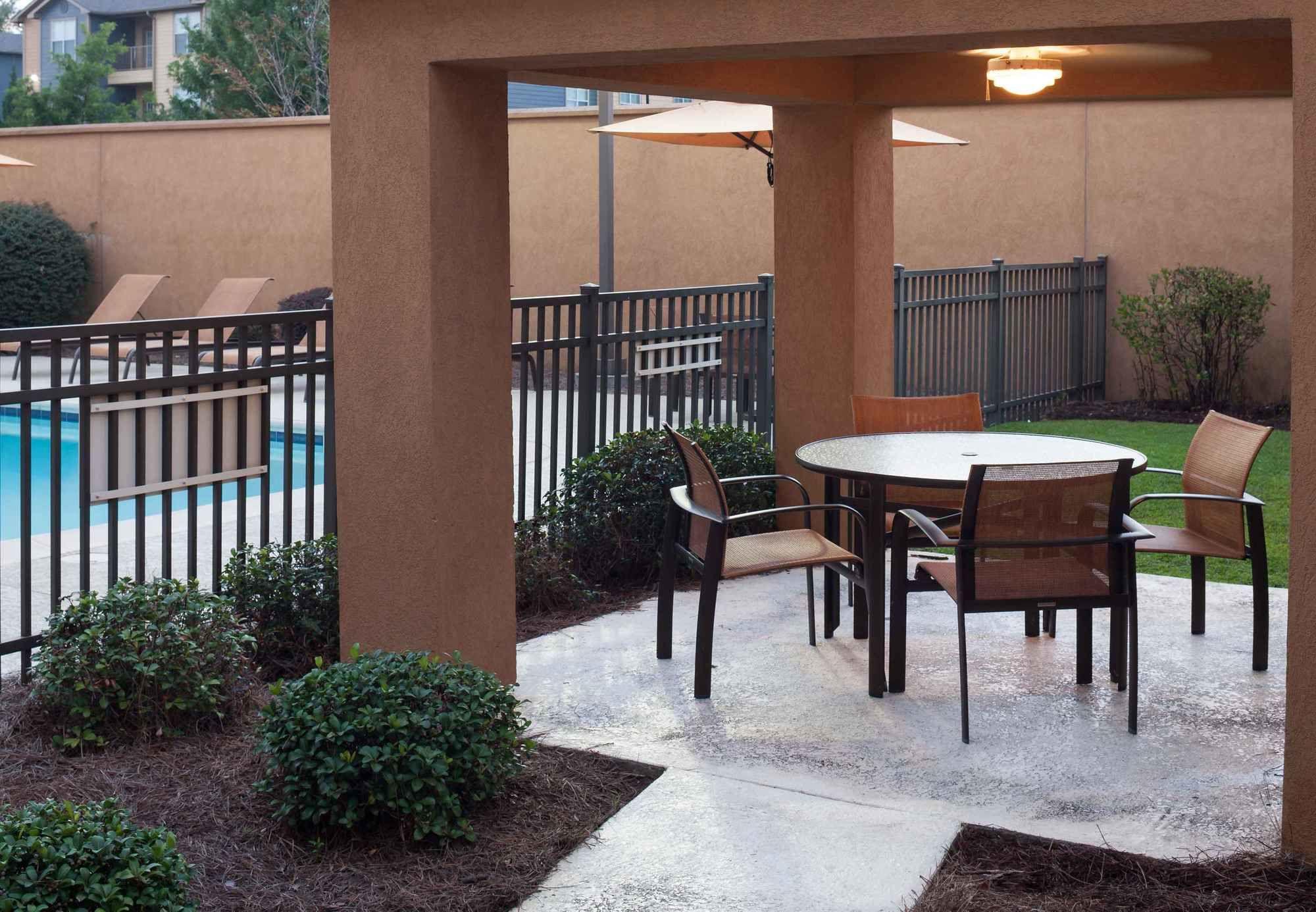Courtyard By Marriott Hattiesburg Εξωτερικό φωτογραφία