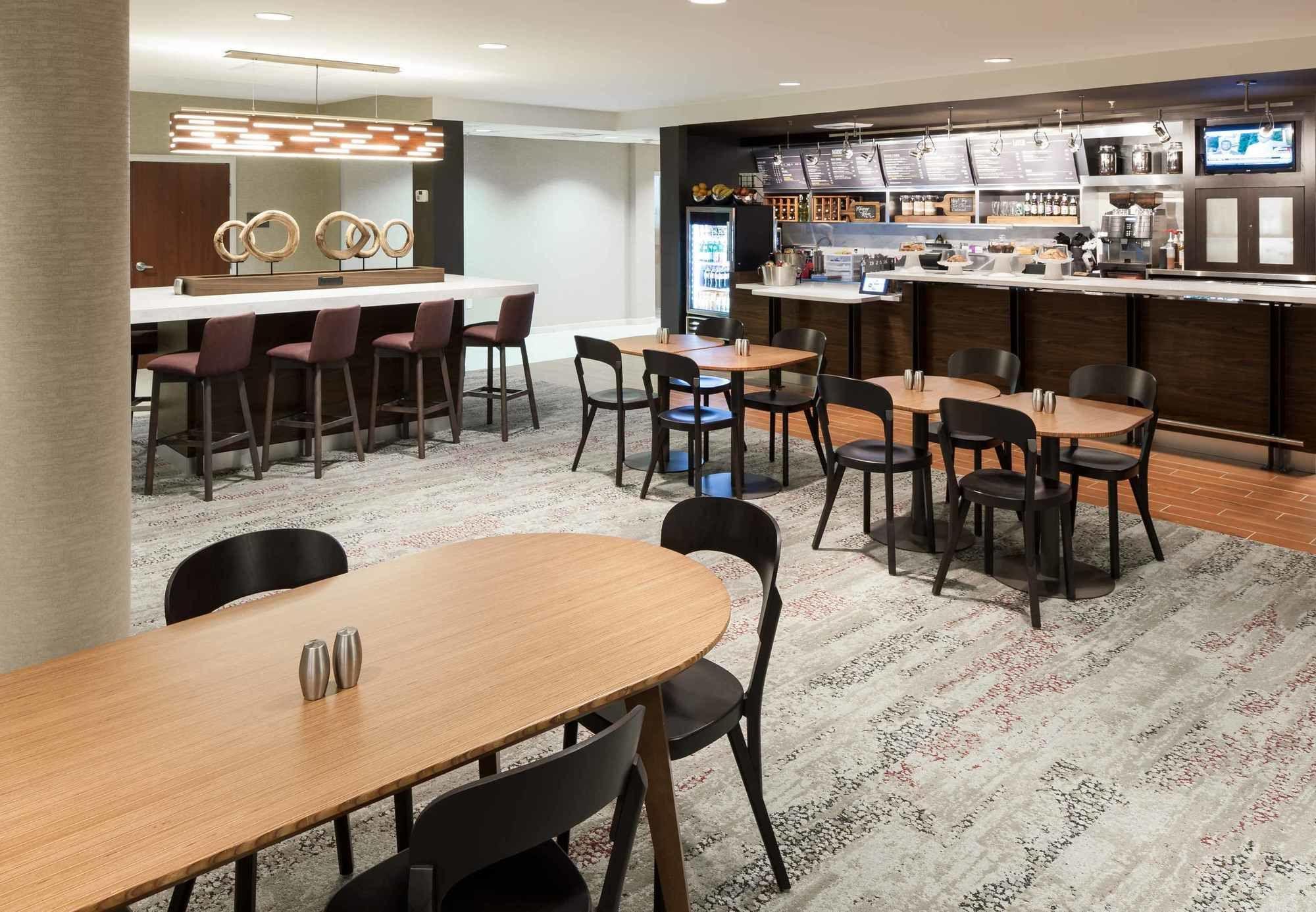 Courtyard By Marriott Hattiesburg Εξωτερικό φωτογραφία