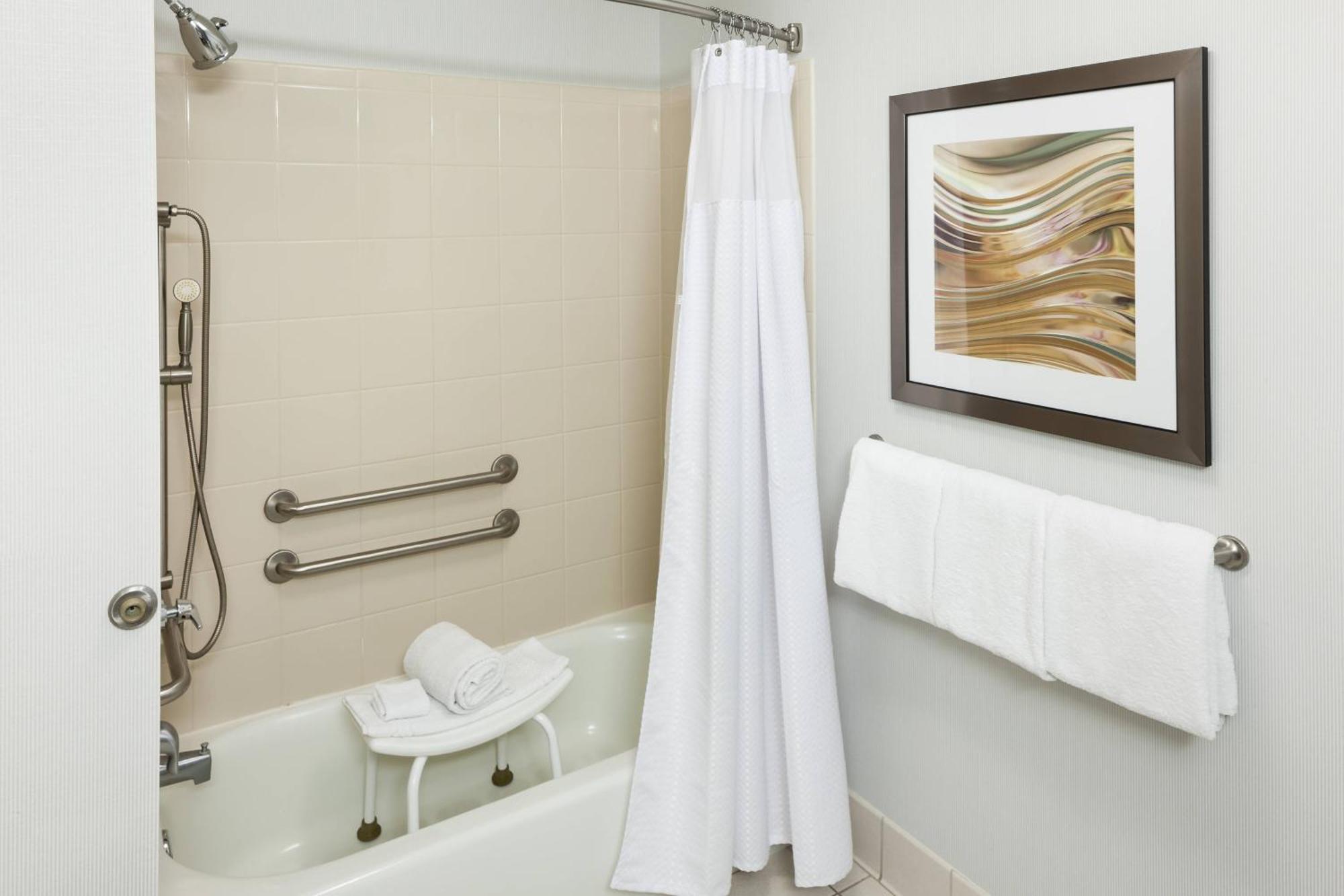 Courtyard By Marriott Hattiesburg Εξωτερικό φωτογραφία